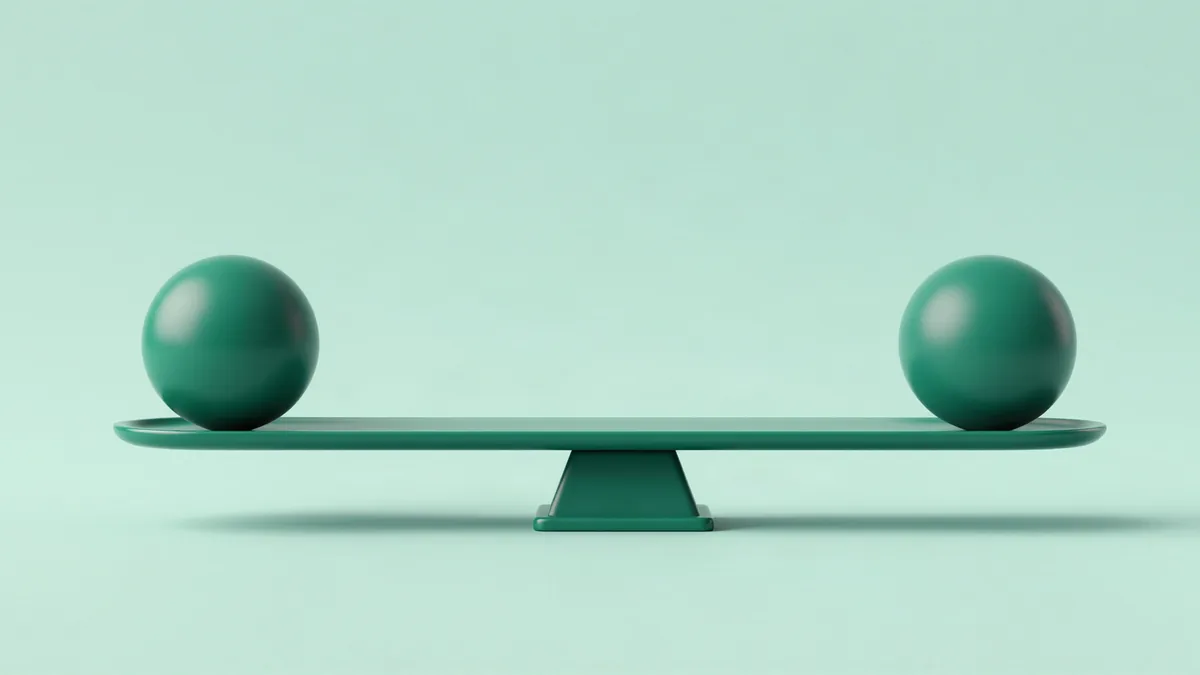 Ilustração plana de uma balança de braço perfeitamente nivelada com uma esfera idêntica em cada prato, em tons de verde profundo